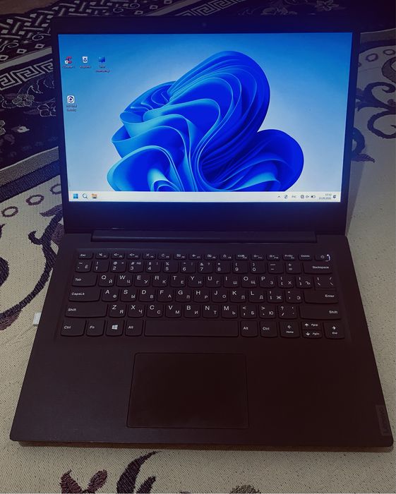 Ноутбук Lenovo..