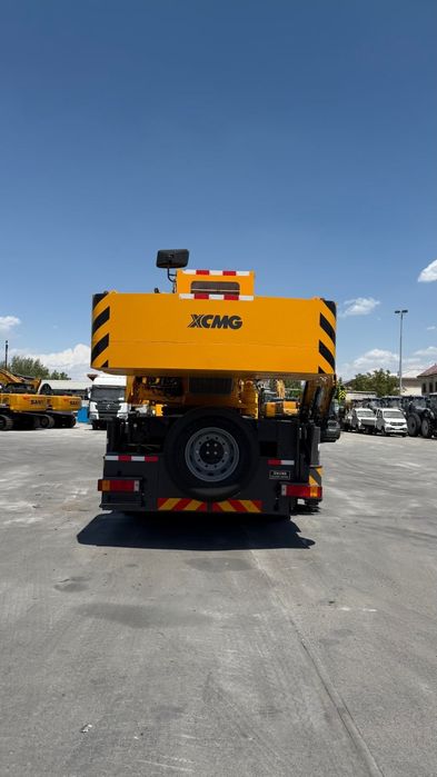 50 tona XCMG avto kran sotiladi