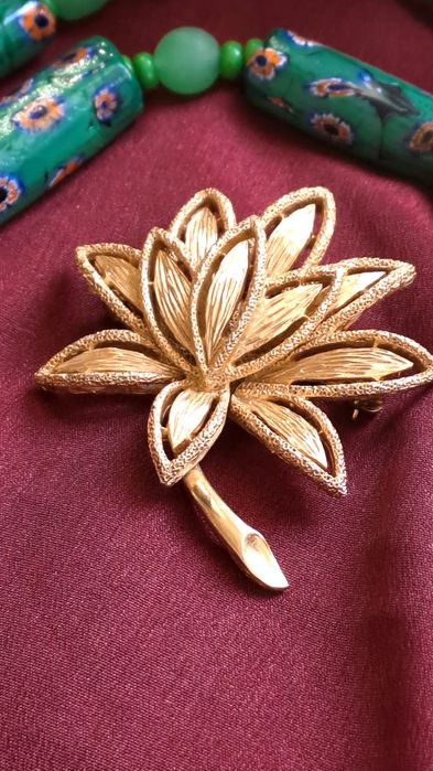 Колекционерска брошка Avon от 70-те