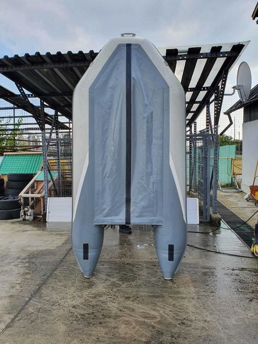 Combo .Motor barca yamaha 9,9 cv si barca 3.30