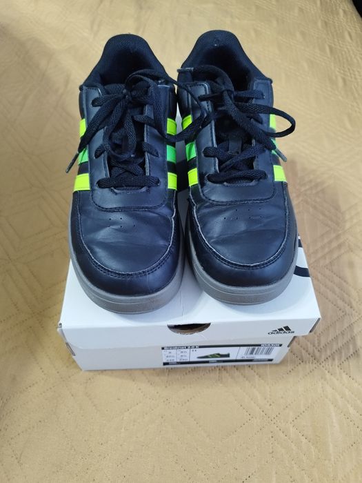 Маратонки Адидас