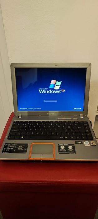 Laptop Sony VGN - C1S Intel Core 2 Duo Procesor