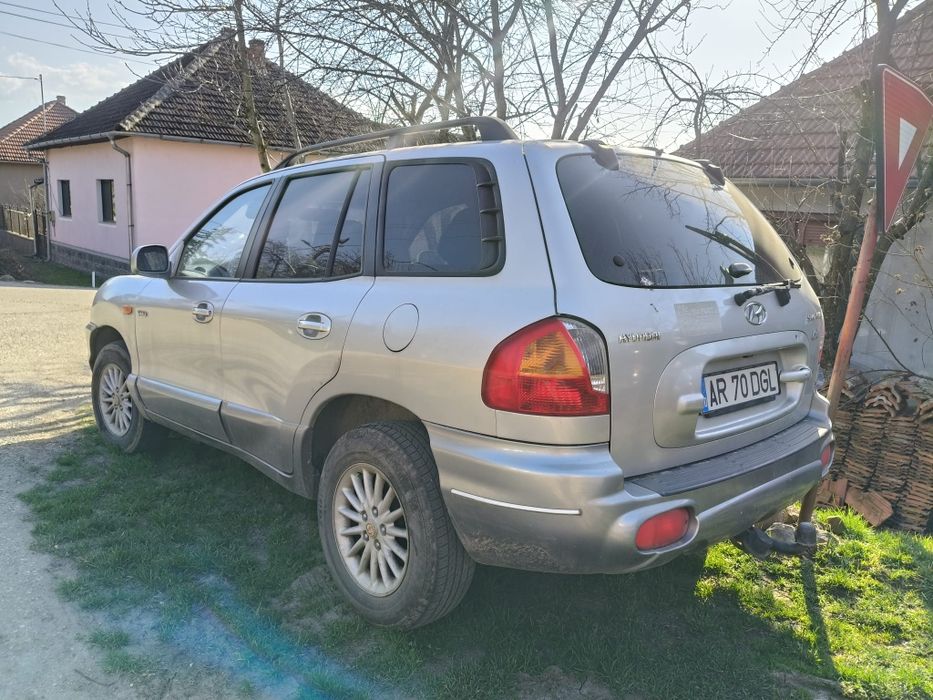 Vând Hyundai santa Fe