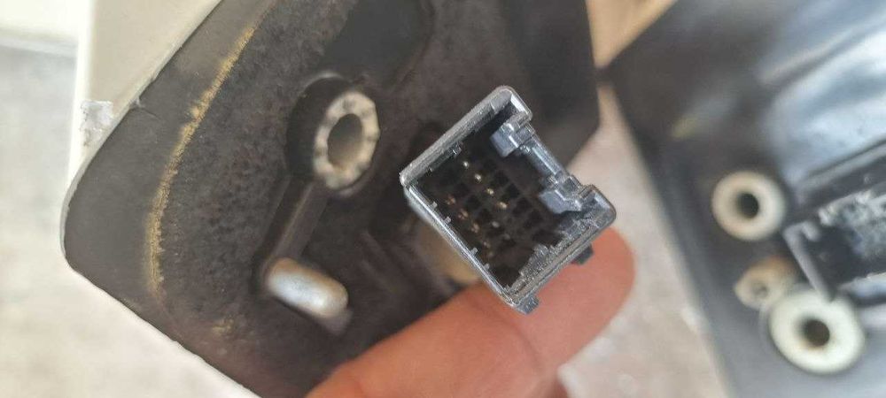 боковое зеркало Chevrolet Captiva