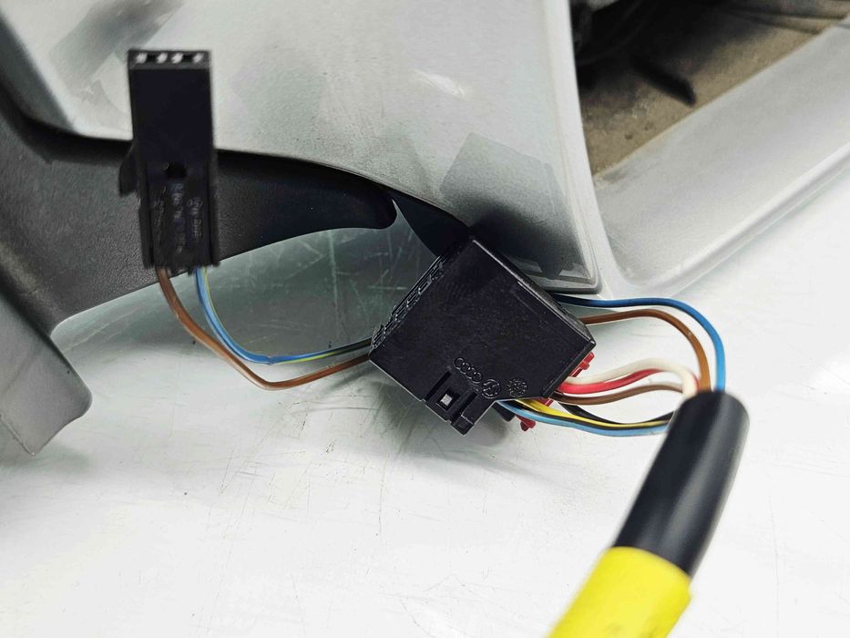 Oglinda dreapta Audi A4 (8K2, B8.5) Facelift [Fabr 2008-2015] LX7W