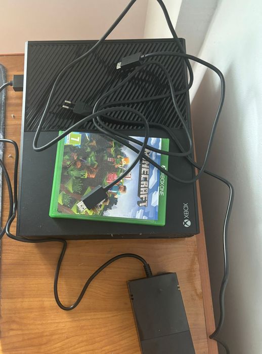 Xbox one 1TB Intr o stare buna