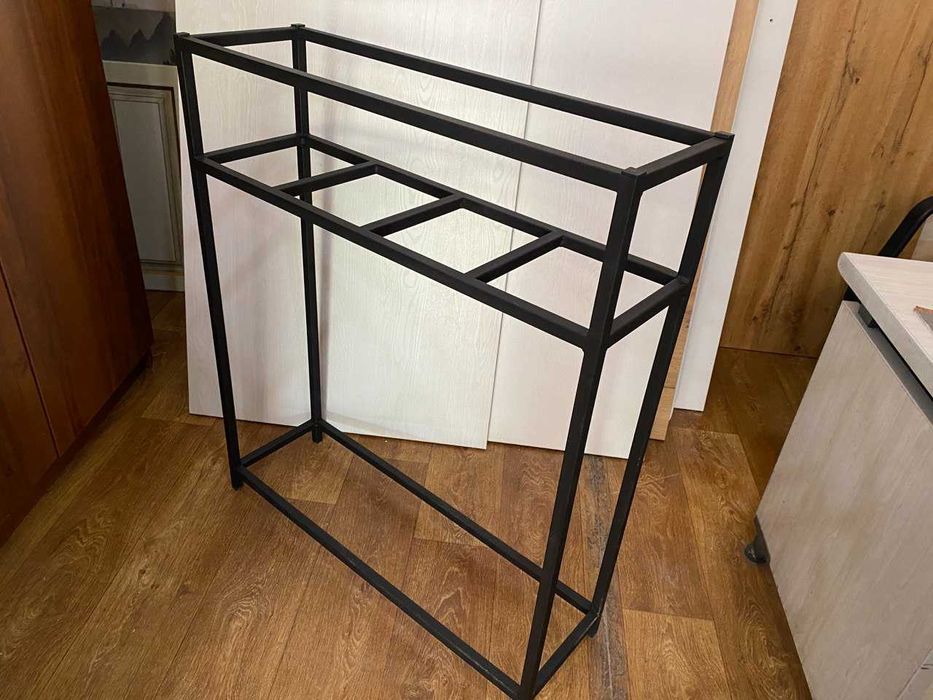 Подставка для цветов напольная