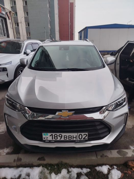 Автомобиль Chevrolet tracker