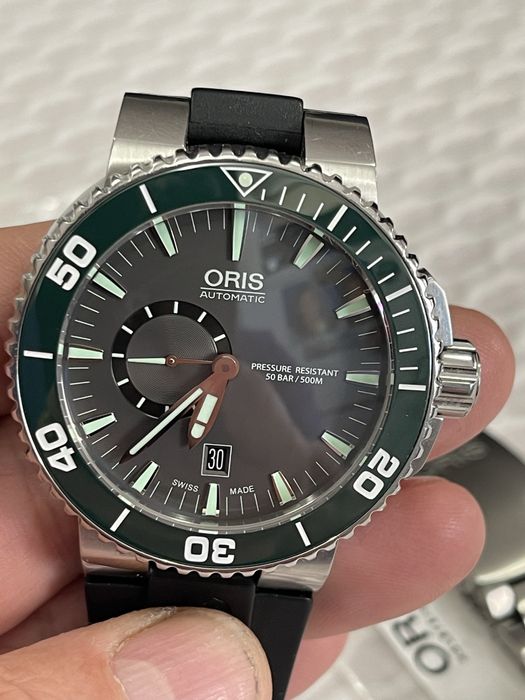 Vand oris aquis. Small second. Date.