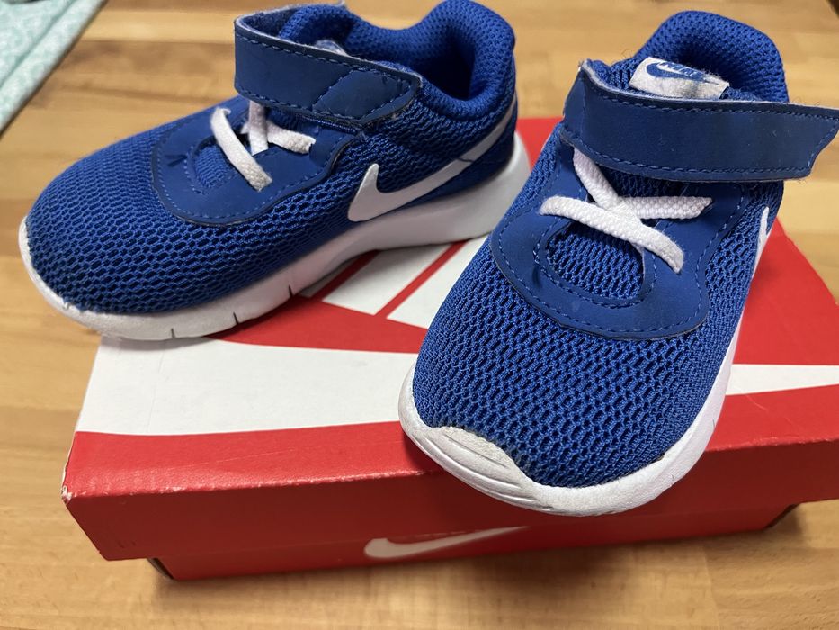 Детски обувки Nike - 22 номер