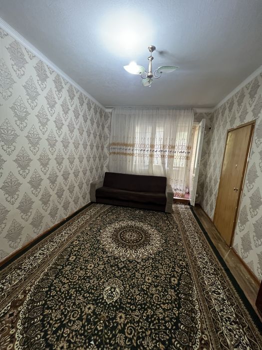 12 kv 20 dom Oazis center 2/4 etaj 2 xona xona/sanuzel razd bez makler