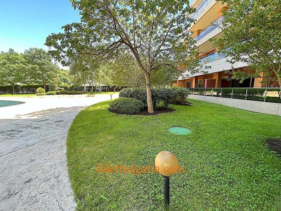 Продава се Тристаен апартамент в к.к. Слънчев бряг - 162 кв.м за 741 €/кв.м - Снимка #9