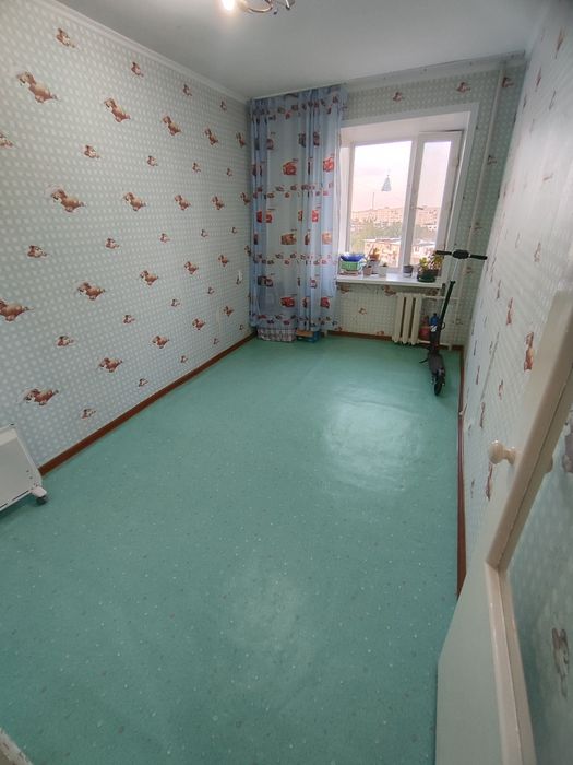 Продается 3-комн (3-22,  8 эт)