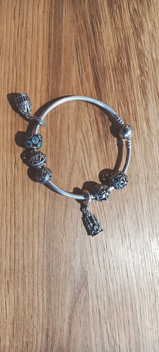Bratara Pandora cu charmuri