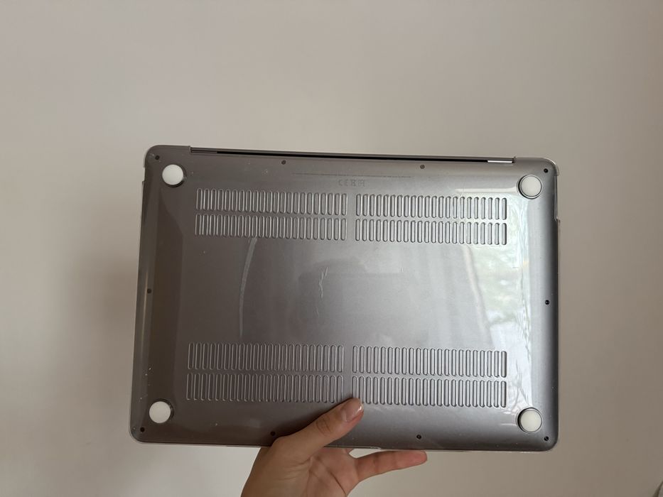 13-inch MacBook Air with Apple M1