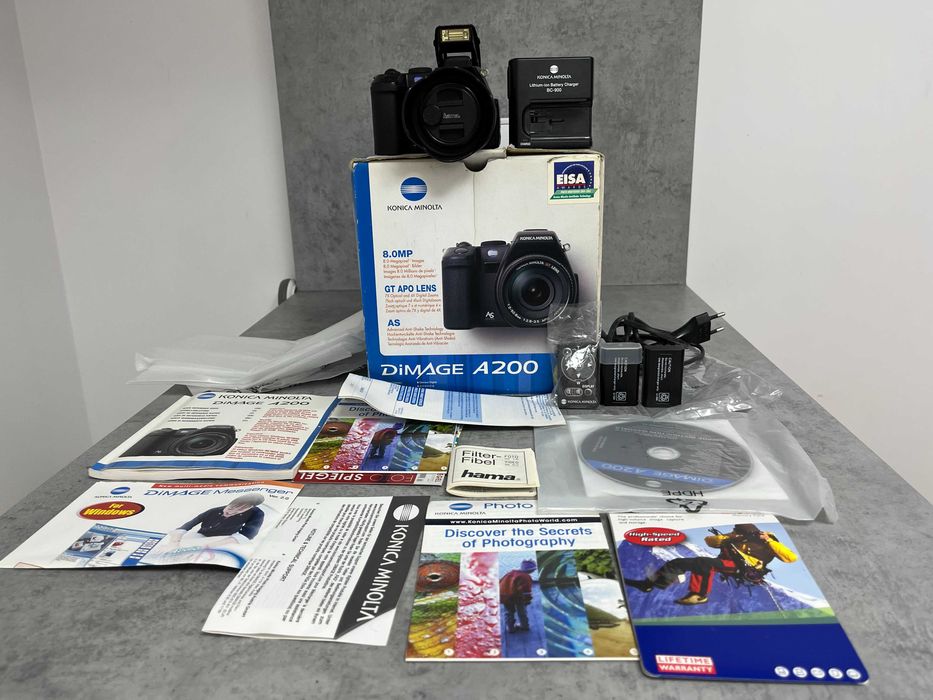 Konica Minolta DiMAGE A200