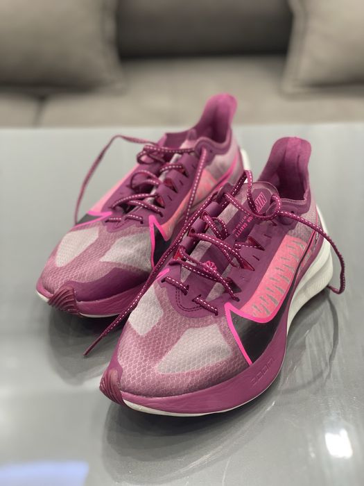 Nike Zoom Gravity Purple