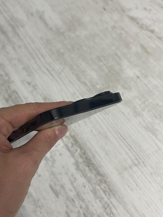 Vand Iphone 14 Pro Max sau schimb cu 17 Pro Max plus difernta din partea mea