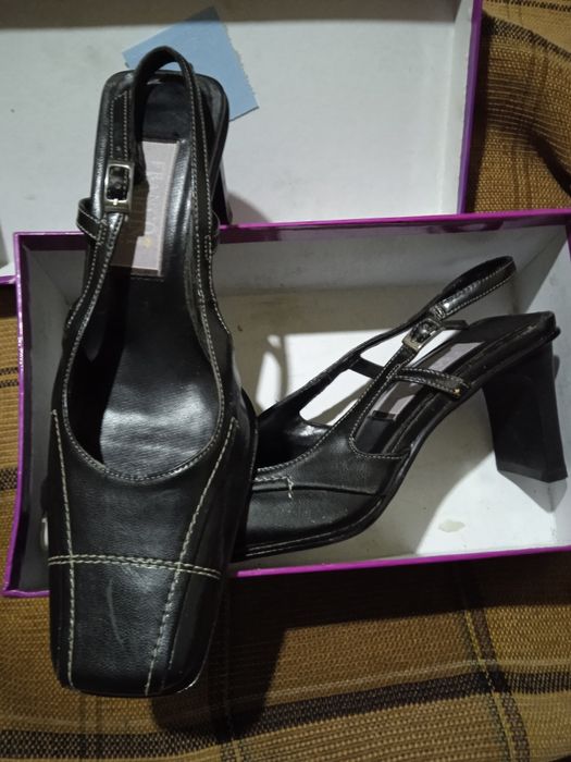 Продам женская  обувь  37-38 размер