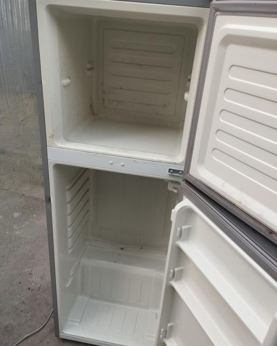 Продам срочно холодильник