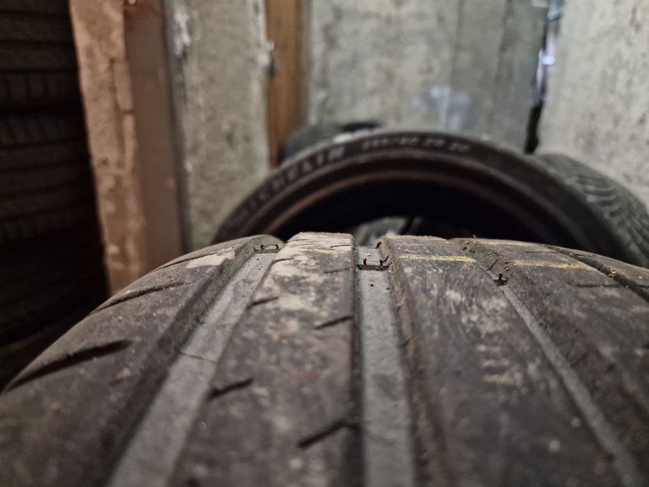 Гуми за Mercedes GLK AMG 20, 255/40/20,