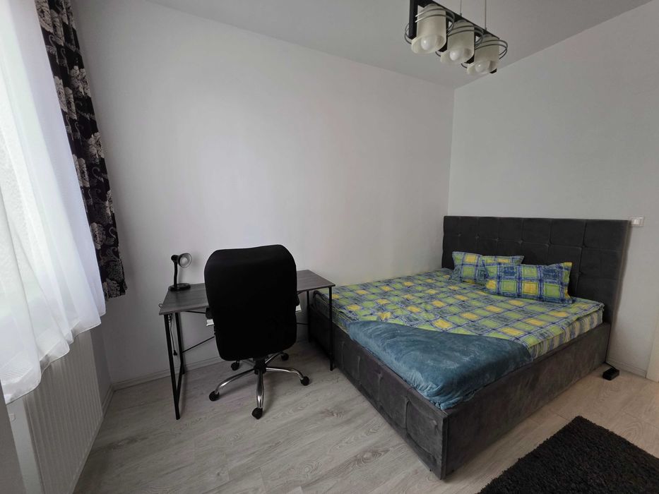 Închiriez apartament 3 camere Ared UTA cu parcare acoperită