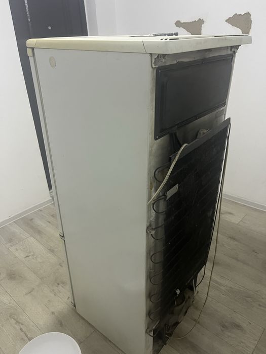 Холодильник в хорошем состояни