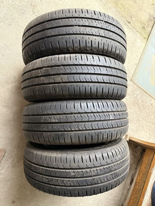 4бр Бусови гуми Nexen 225/65 R16c