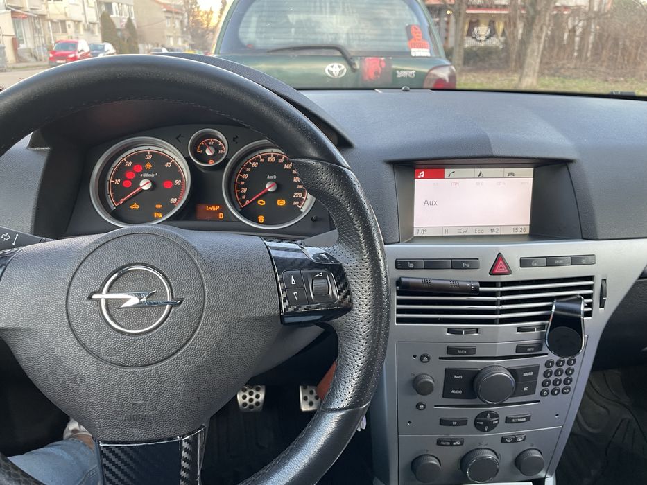 Opel astra GTC 1.9cdti 150k.c