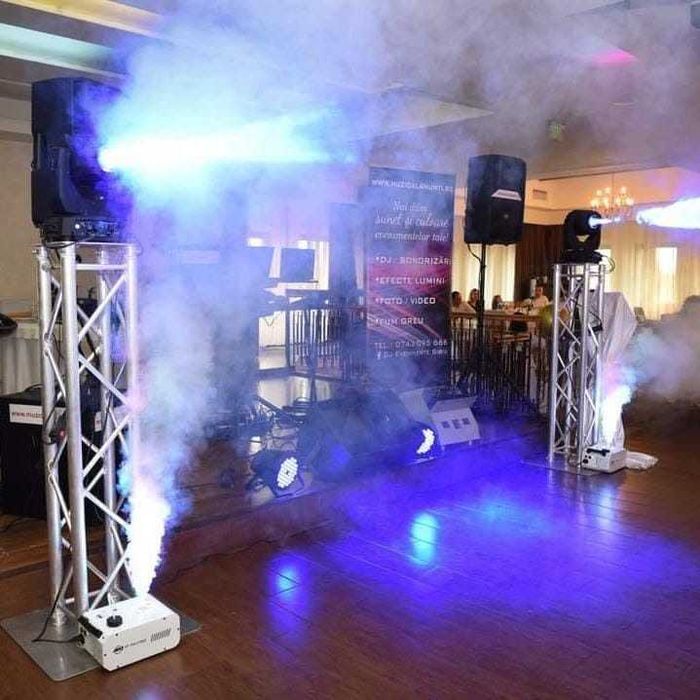 Moving head 7 R mini 230 w cu case individual, moving head MINI LED BEAM RGB 12* 12 W, led par 64 RGB argintiu