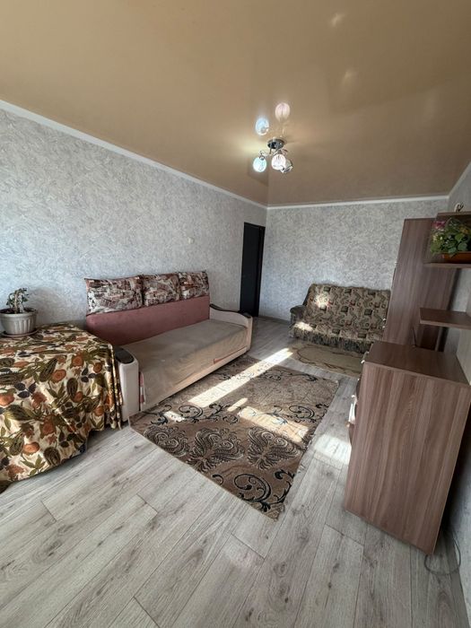 Продаю 2 комнатную квартиру в старом городе ру
