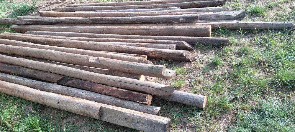 Vand lemn grinzi rotunde