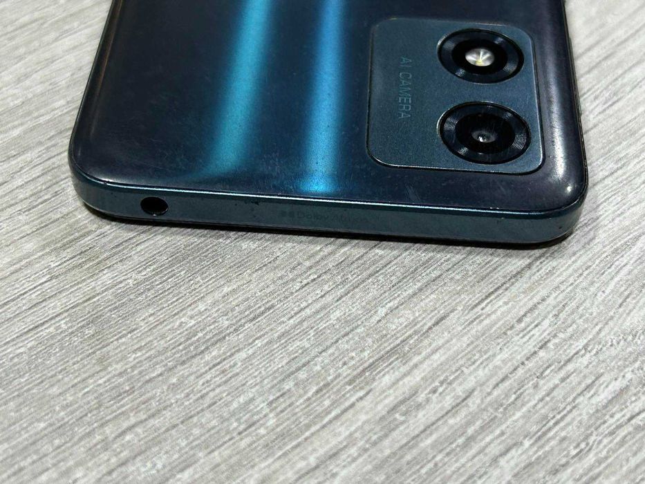 Motorola Moto E13 64GB 2GB RAM Dual