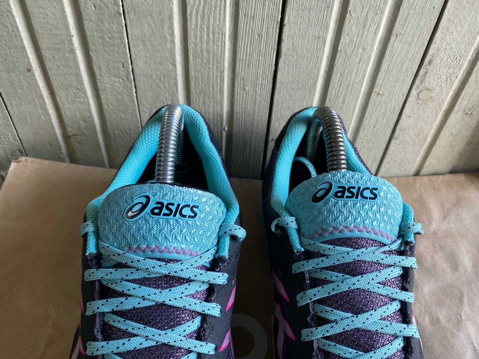 ''ASICS Gel FujiSetsu 2 Gore-Tex''оригинални маратонки 40.5 номер