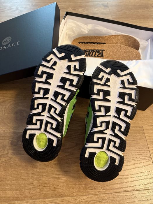 Vând adidasi Versace Trigreca Green marimea 43