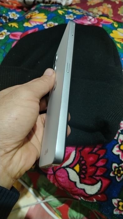 Ajib i1 series YANGI TELEFON