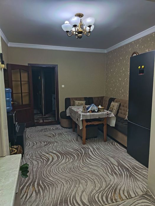 Продаю кв на шахристанском