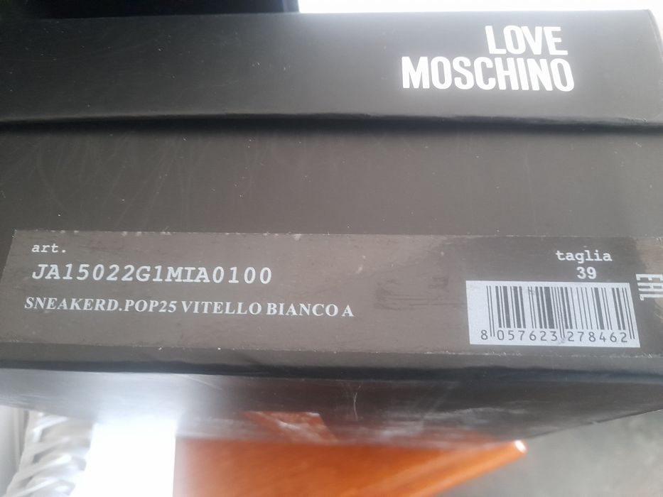 Gheata piele originala,Moschino italia