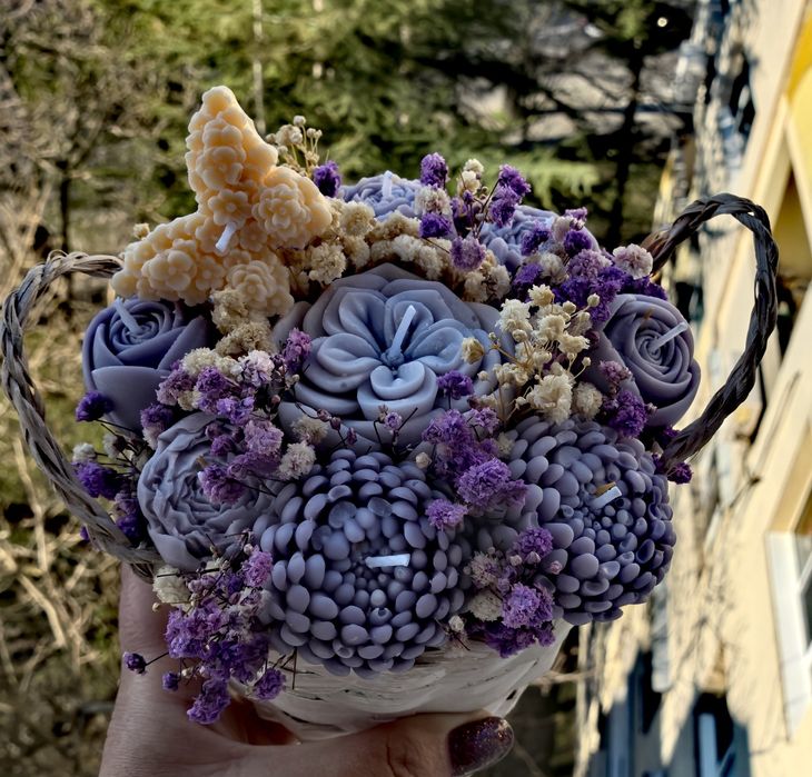 Букети от соеви свещи