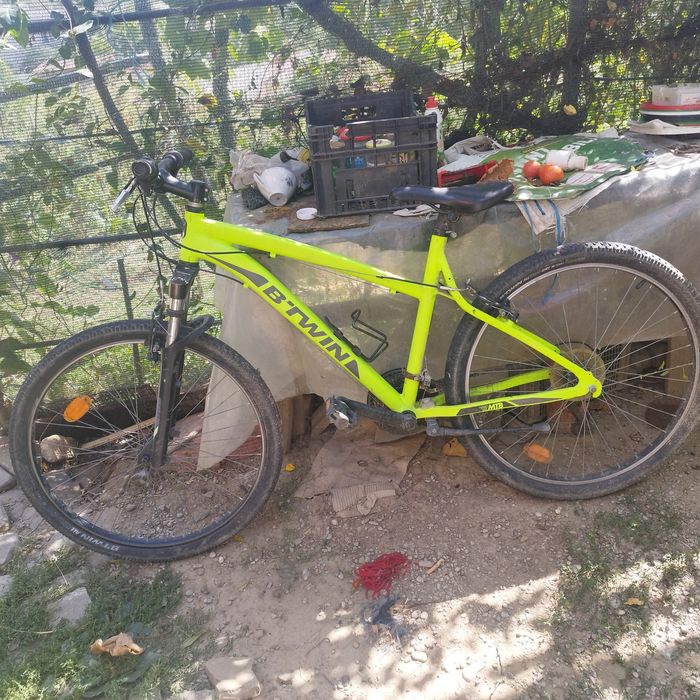 Vând bicicleta BTWIN functionala