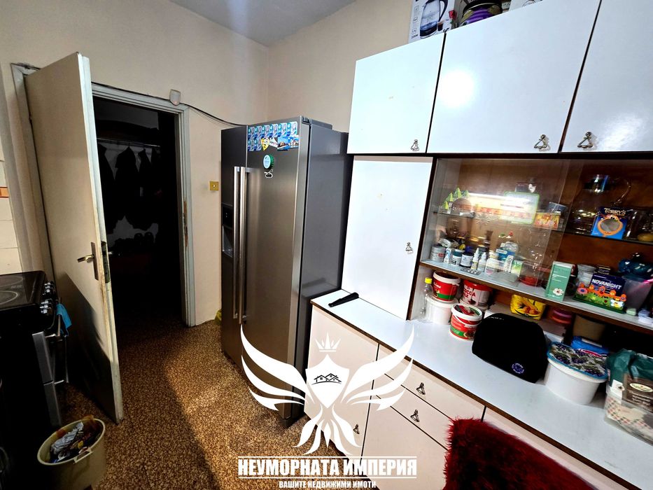 Продава се Тристаен апартамент в Пловдив, Кючук Париж - 68 кв.м за 2192 €/кв.м - Снимка #6