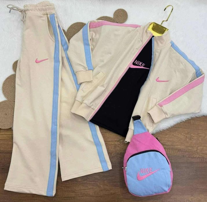 Детски екип четири части с блузка и чанта