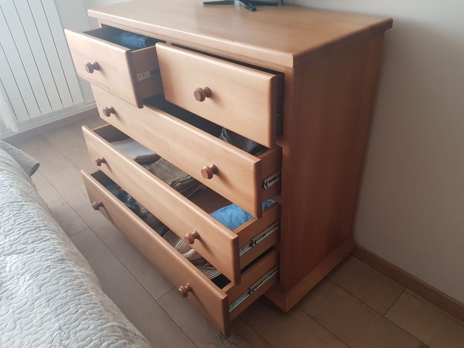 Dulap + comoda din lemn masiv