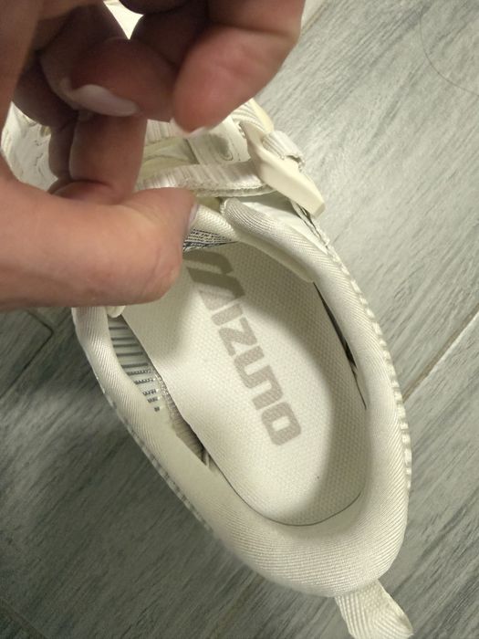 Дамски маратонки  MIZUNO Wave PROPHECY STRAP 2
