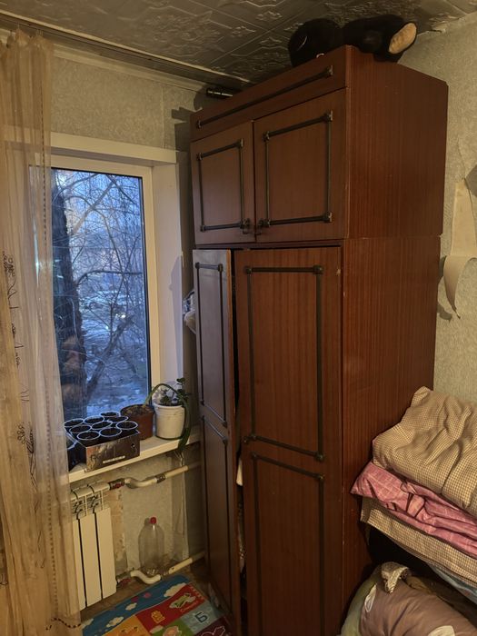 Отдам бесплатно стенку