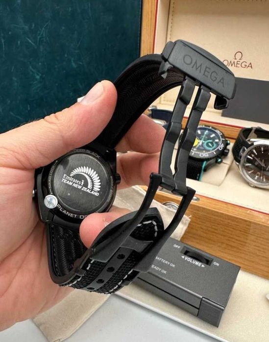 omega seamaster planetocean черенx