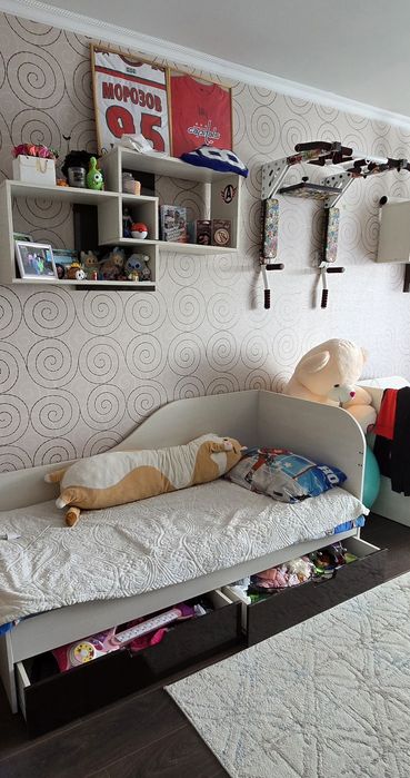 Продам детский гарнитур.