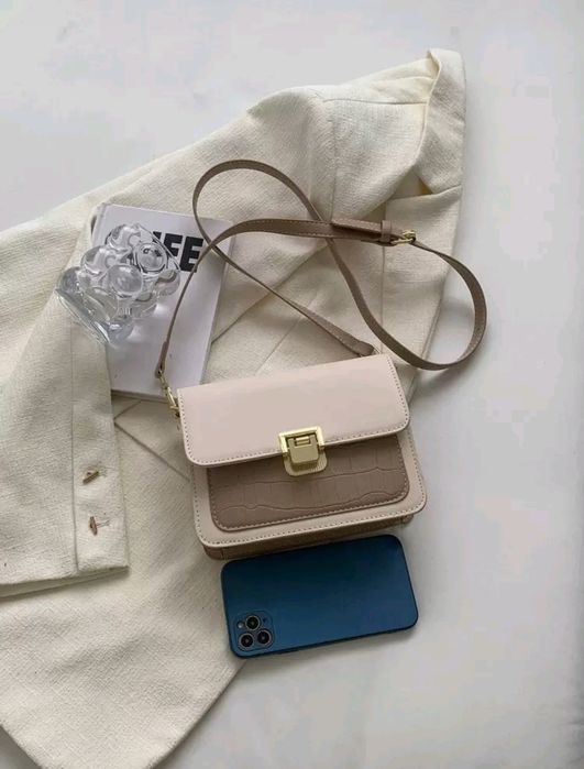 Чанта дамска малка