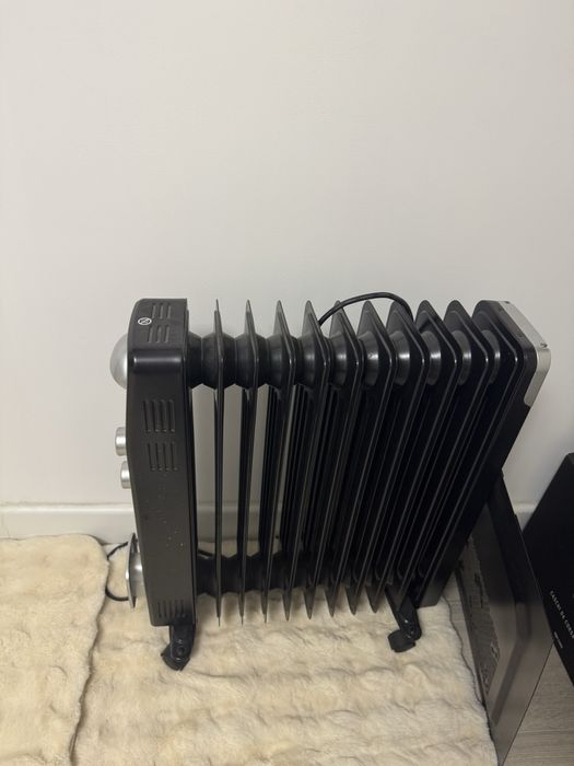 Calorifer electric cu ulei