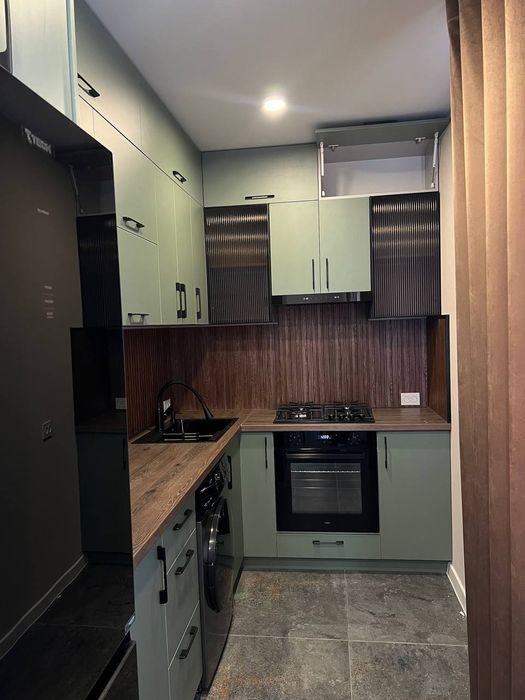 Продаётся ул. Мукимий 2в3/4/5 Кирпич Б 2*6.